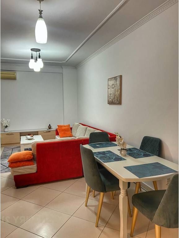 Apartament 2+1+2 per qira te Kodra e Diellit