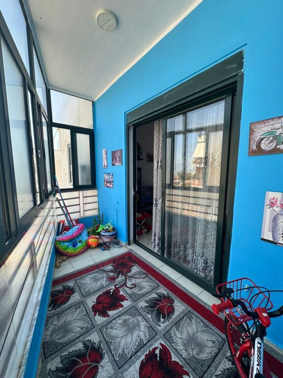 Apartament 1+1, Kombinat!