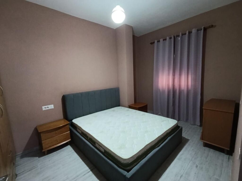 Jepet me qira apartament 1+1 në Kashar!