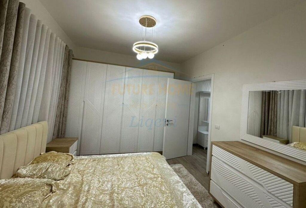 Qera, Apartament 2+1, Liqeni i Thate, Tirane.