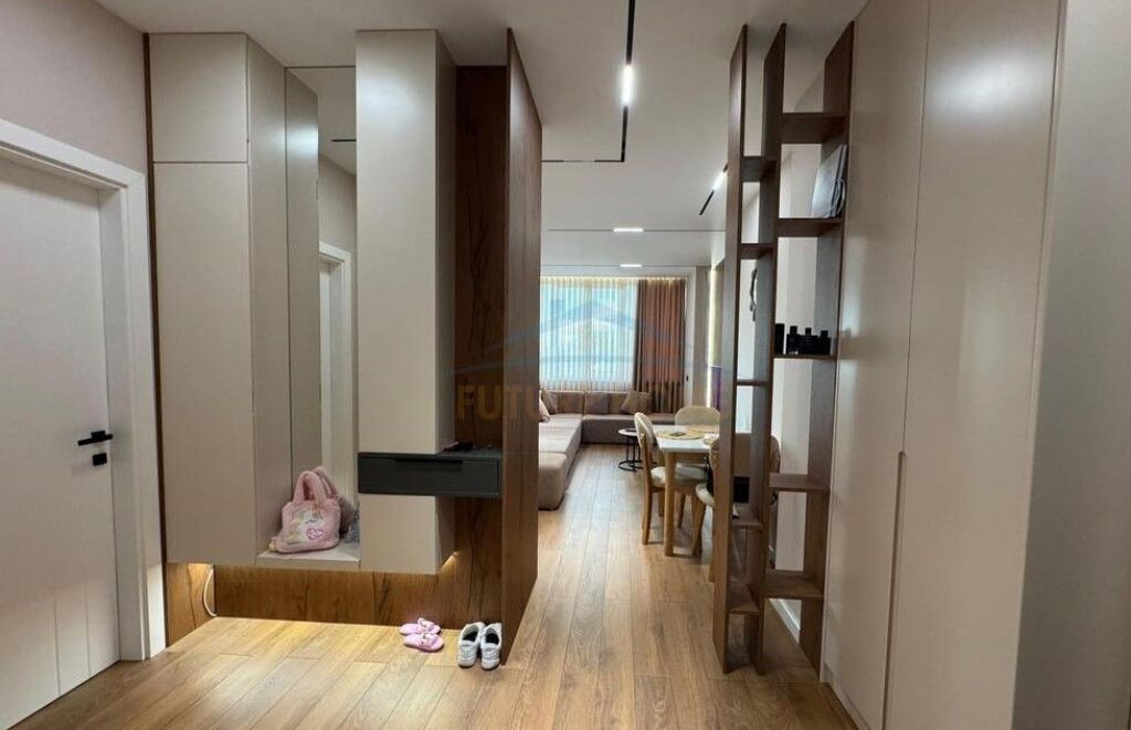 In vendita, Appartamento 2+1+2, Fresk, Tirane.