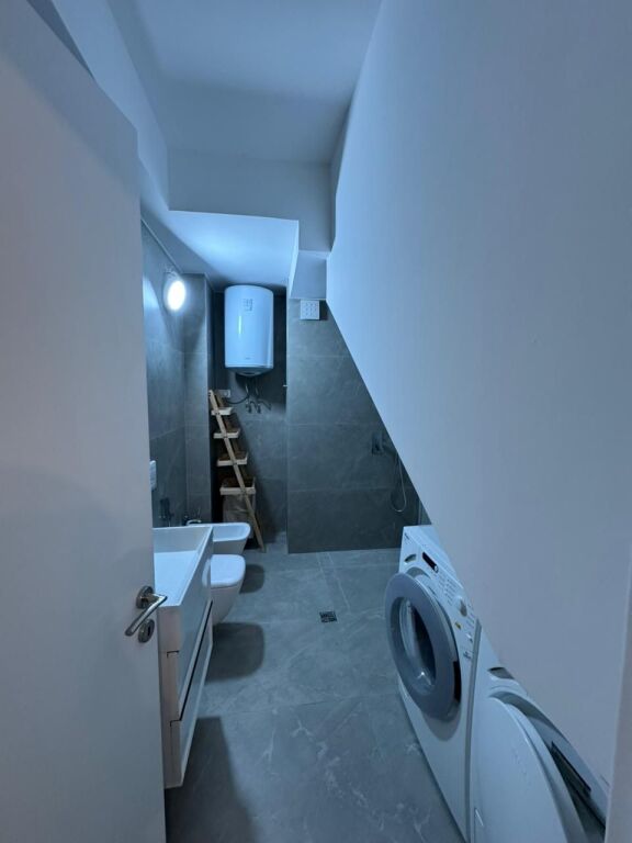 🏡 Super Duplex 3+1+2 + 2 Parking Spaces for Rent📍 Location: FZ Complex, Dry Lake💶 Price: 1,500 €