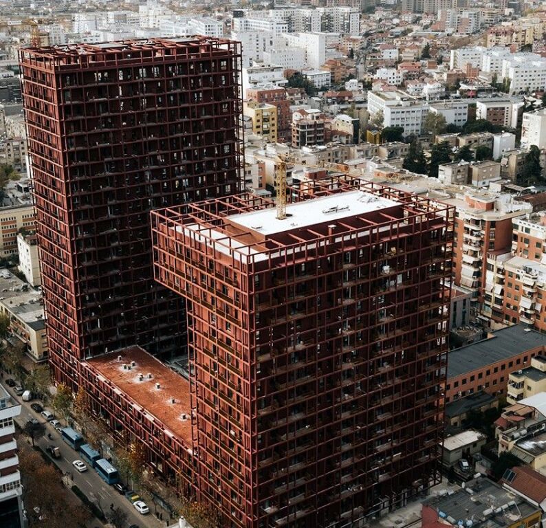 Apartament 2+1 te Tirana Garden Building