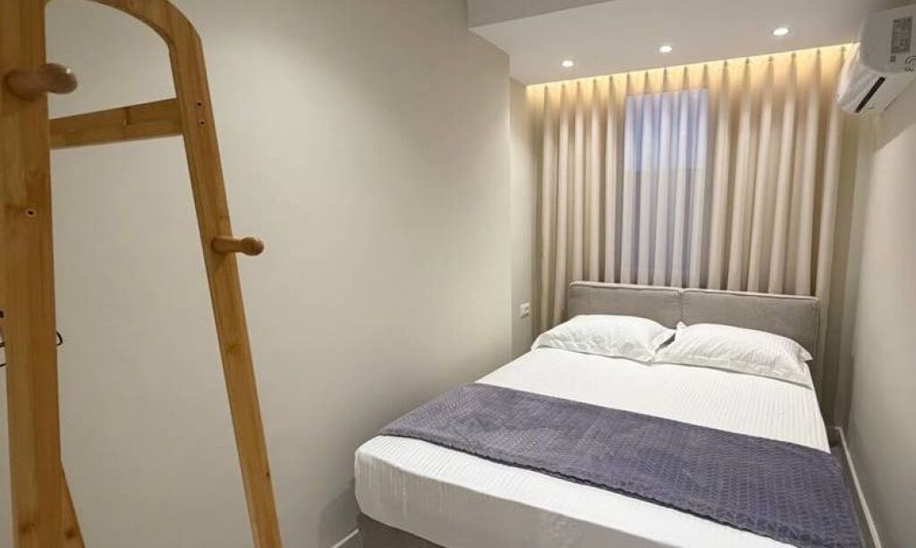 SHITEN 2 APARTAMENTE 1+1 TEK KRYQEZIMI 21 DHJETORIT !