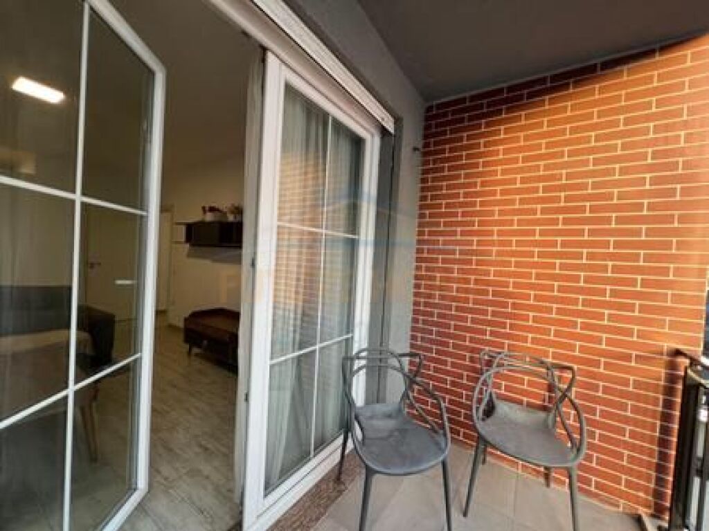 Affitto, Appartamento 1+1, Via 5 Maji, Tirana.