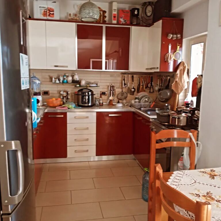 Shitet Apartament 2+1 +2+50m2 verande– Ish Uzina e Traktorëve