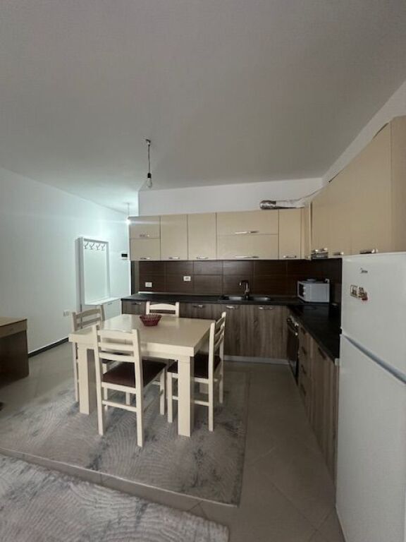 Apartament 1+1 në Astir me 380€
