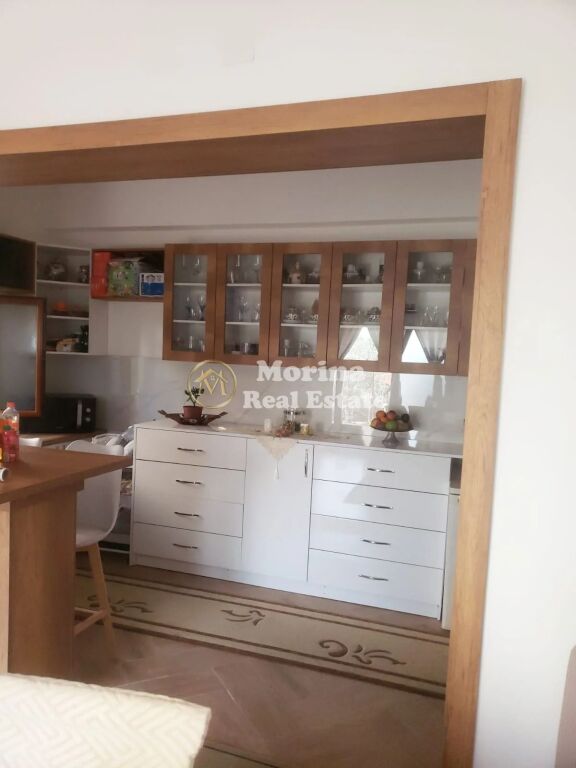 Shitje | Vilë+Ambjent Biznesi 4 + 1 | Bashkia Durrës | 800000 €