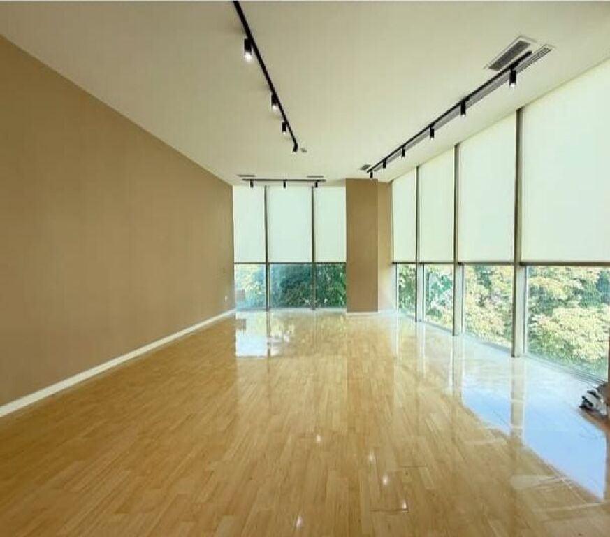 Jepet zyrë me qira pranë Drejtorisë së Policisë, Rruga Sami Frashëri