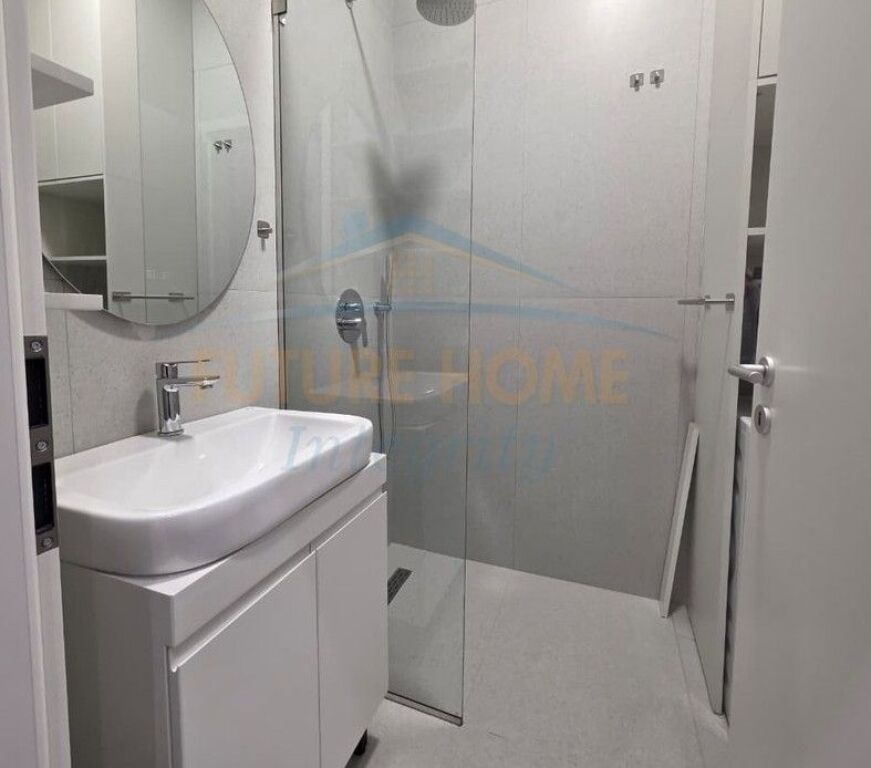 Rent, Apartment 1+1, Kadiu Complex, Tirana.