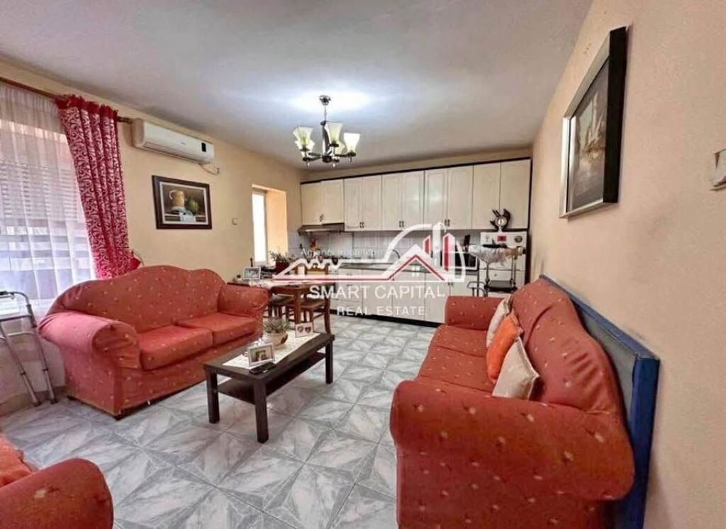 SHITET APARTAMENT 2+1 – VLORË