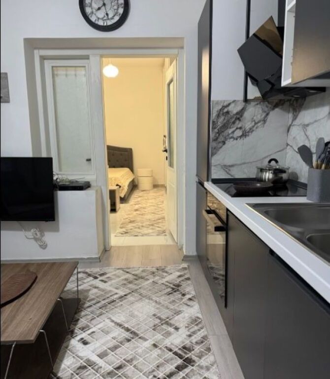 Japim apartament me qera te Rruga e Dibres