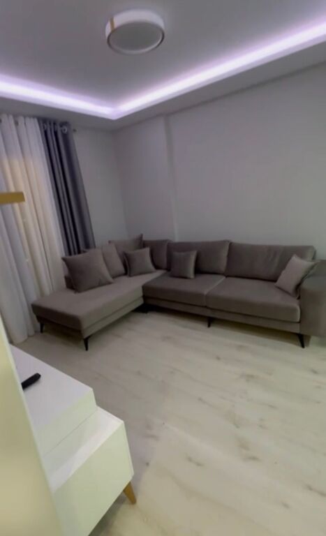 Affittasi 2+1+1 Astir a Eglo Via Principale 700 mila lek