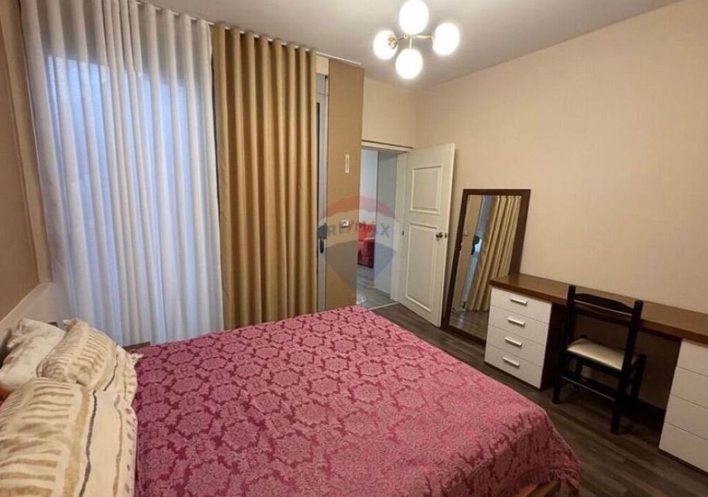 SHITET, APARTAMENT 2+1, FRESKU, TIRANË