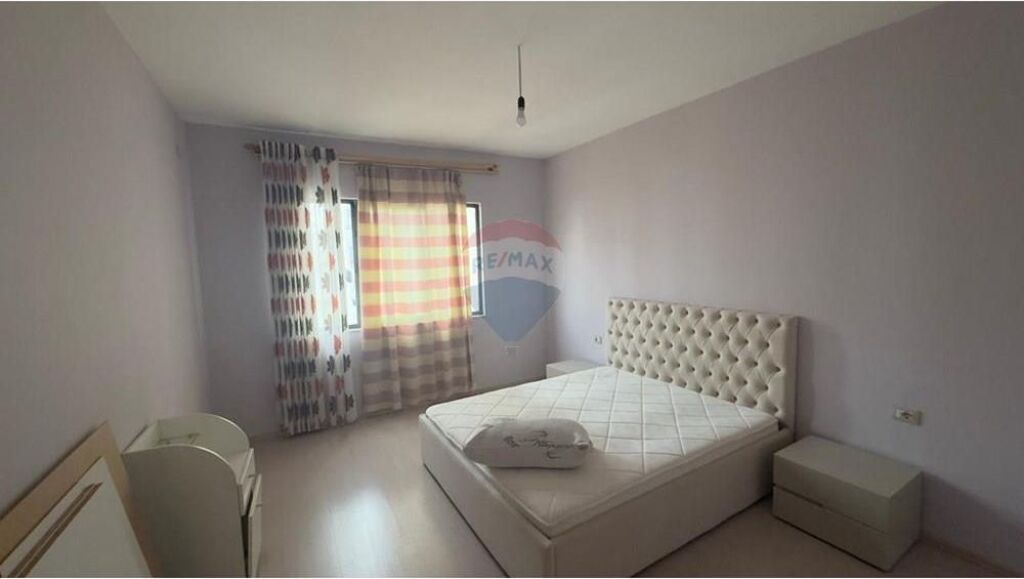 Appartamento 2+1 In Affitto - Palazzi Çabej, Tirana