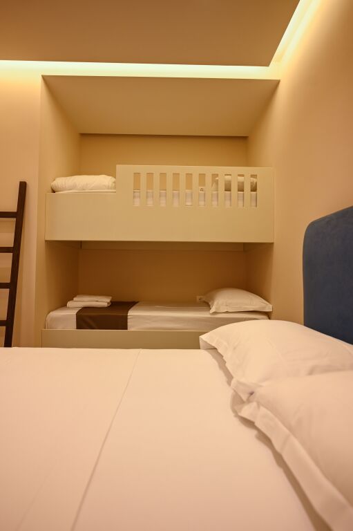 SHITET NGA PRONARI JO AGJENSI