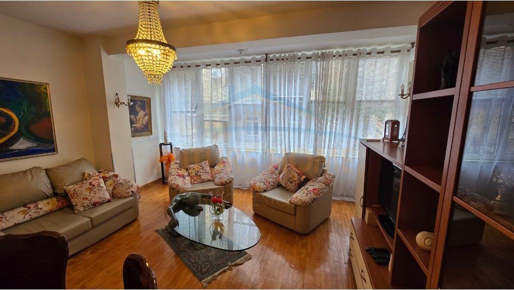 Qira, Apartament 2+1+2, Pallatet Agimi, Tiranë.