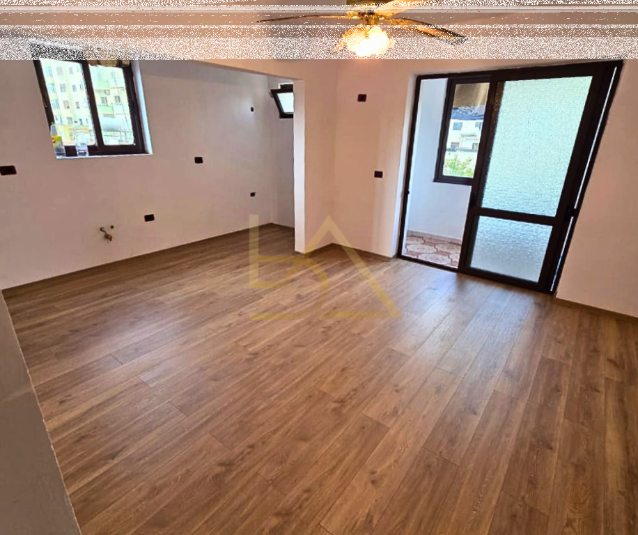 SHITET APARTAMENT 2+1 – DURRËS