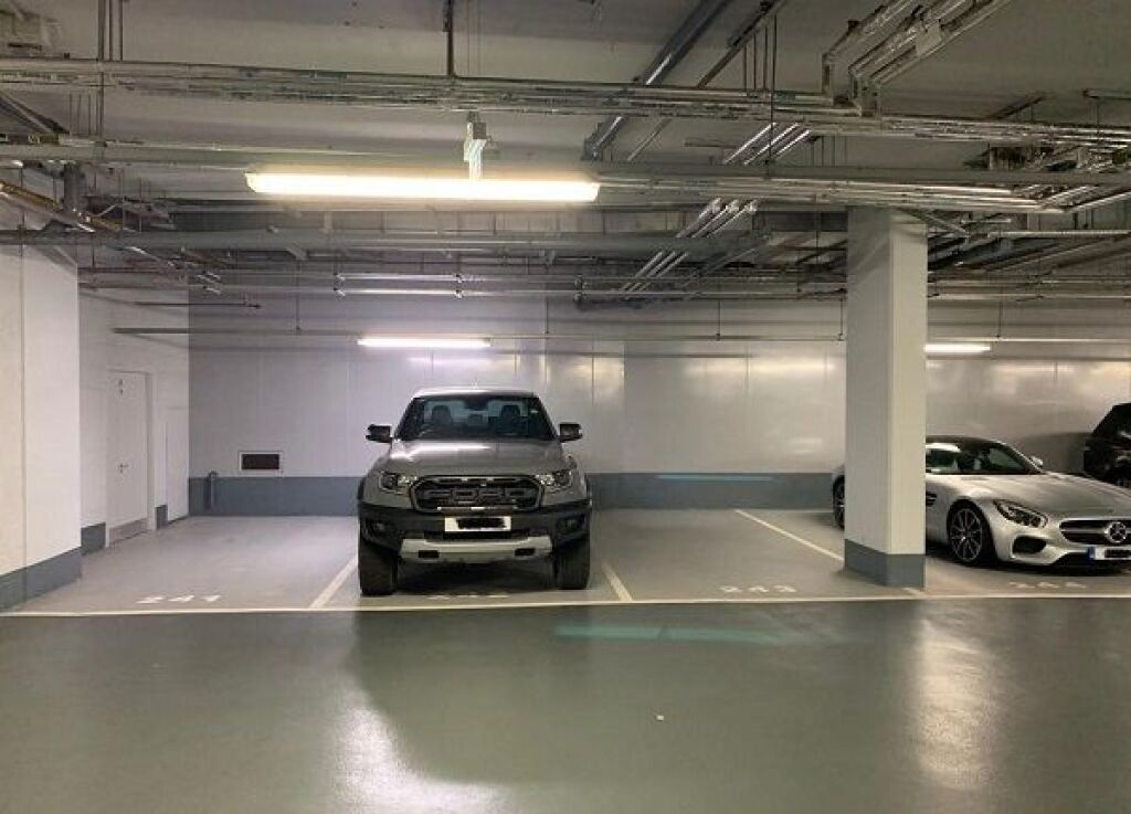 PARKING SPOT FOR RENT MYSLYM SHYRI 10,000 LEKE (NEW)