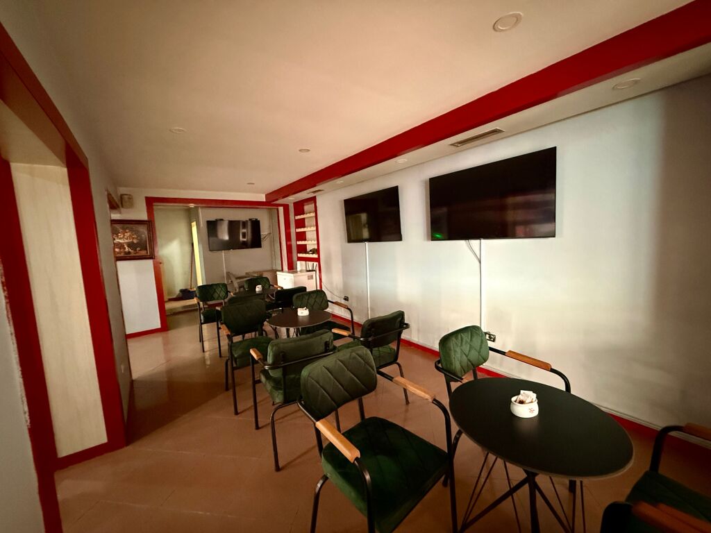 Business Premises ~ Kamez