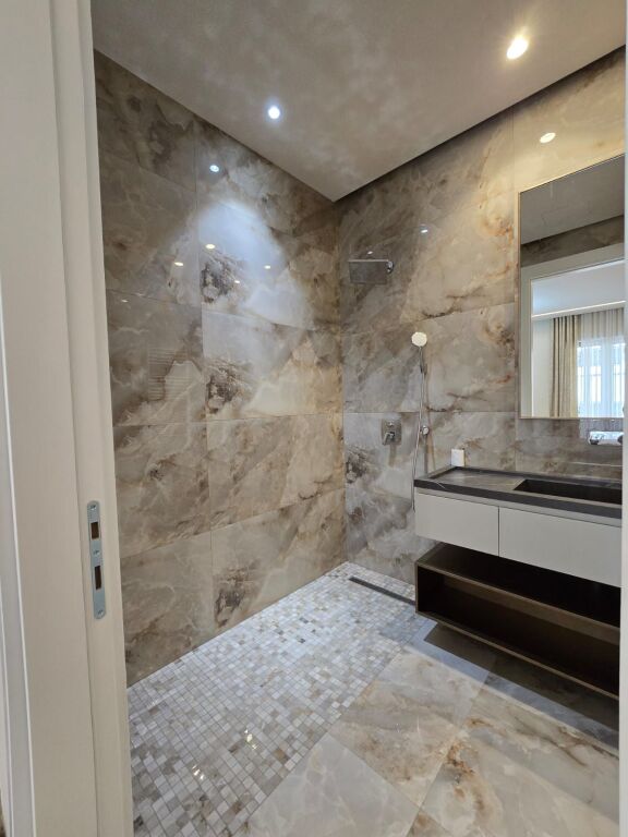 Apartament luksos 2+1+2 +depo +post parkimi