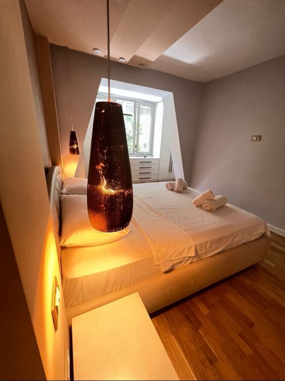 Apartament 2+1, Qender!