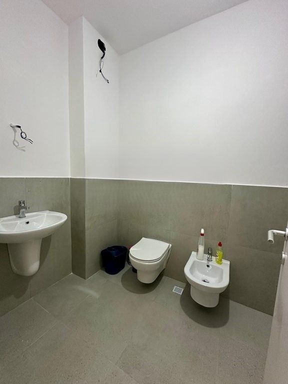 APARTMENT 1+1 FOR RENT, BEHIND THE AMERICAN EMBASSY, TIRANA!