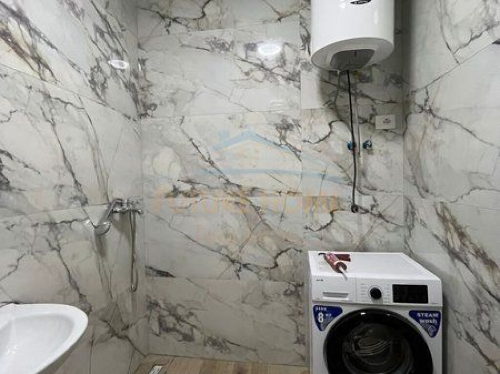 Qera, Apartament 2+1+Post Parkimi, Unaza e Re, Tiranë