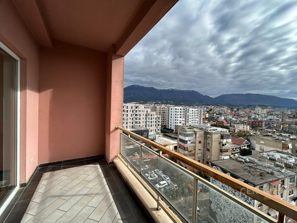 OCCASION, APARTMENT 2+1+2 FOR SALE AT OXHAKU.
