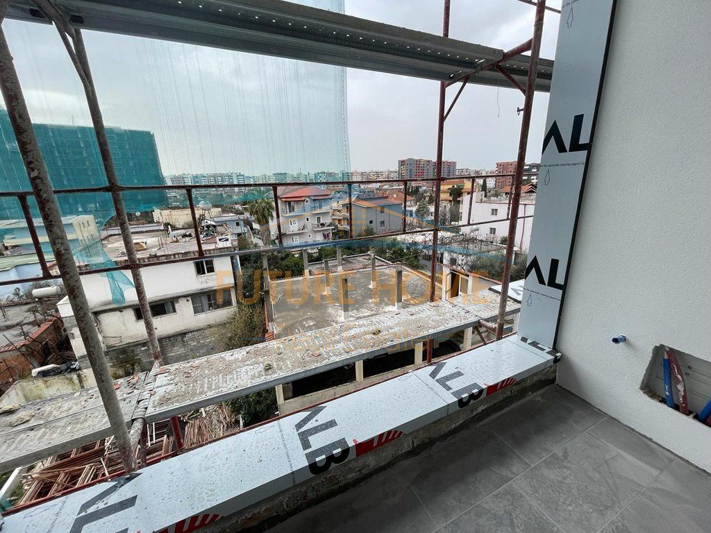 For sale, Apartment 1+1, Babë Rexha Street, Tirana.