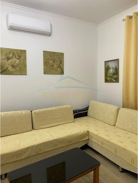 Affitto, Appartamento 1+1, Kombinat, 350 €, UNA63462