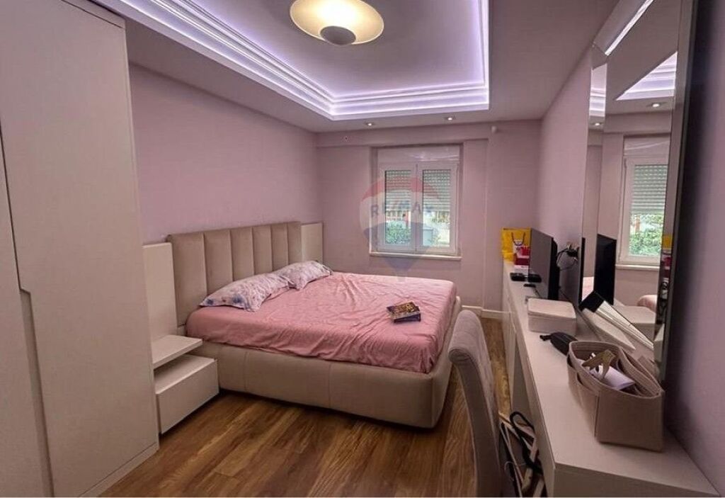 Appartamento - In Vendita - 9 Piani 530571009-44