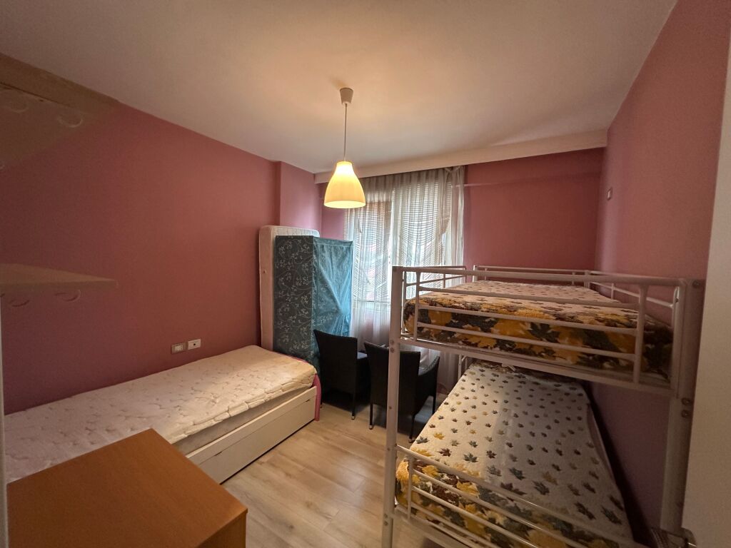 2+1 per qira te Hygea