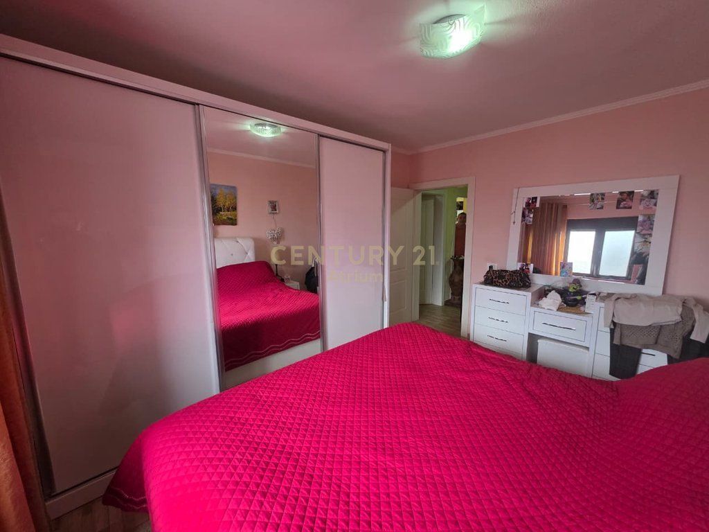 SHITET APARTAMENT 2+1 NE ZONEN E OXHAKUT!