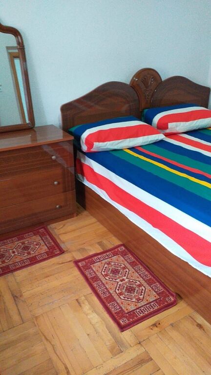 Apartament 1+1 me qera tek Isha Stacioni I fundit i Tiranes se Re (40,000 leke)