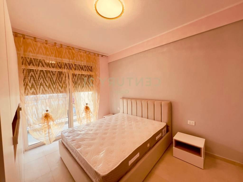 Apartment 2+1+2+2 Parking Spot at 5-Maji, near Concord Center!