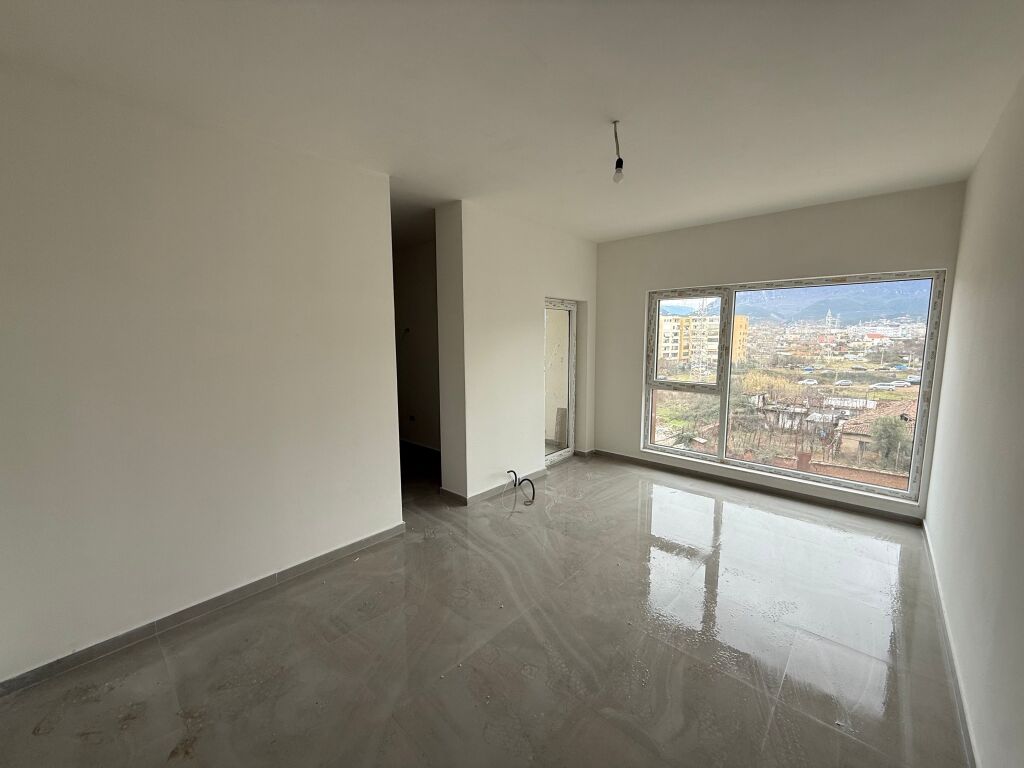 📣 SHITET Apartament 1+1 me Post Parking 📍 Rruga "Jordan Misja", Prane Kompeksit "Ndregjoni" ✨  