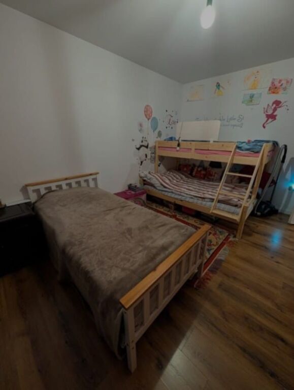 Apartament 2+1, Kongresi i Lushnjes!