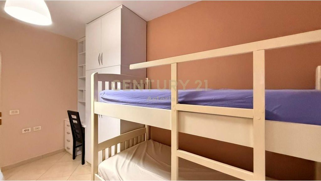 AFFITTASI APPARTAMENTO 2+1+2 A ASTIR!!!!!!