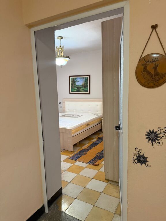 Jepet Me Qera Apartament 1+1+1 Ballkon