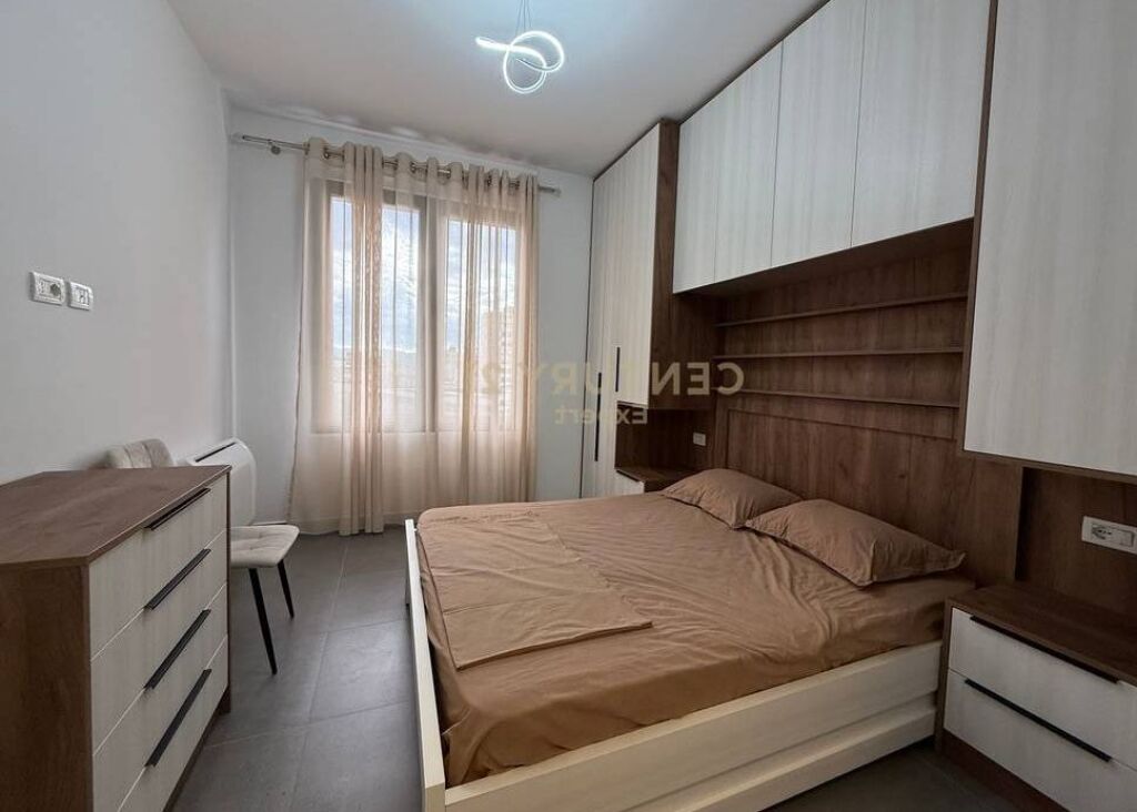 APARTAMENT 1+1 + PARKING tek 21 DHJETORI