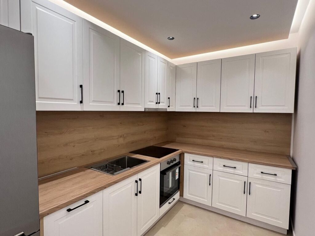 Appartamento 2+1 In Affitto, Comune di Parigi, Tirana