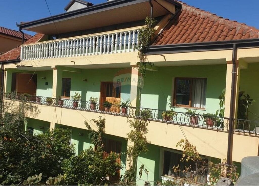 Villa - In Vendita - Kodra e Priftit, Tirana(ID: 530571009-21)