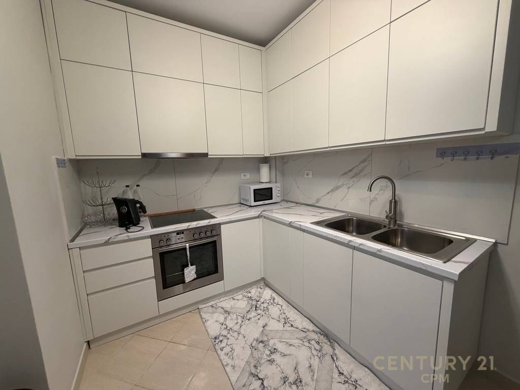 APARTAMENT ME QIRA TEK KODRA E DIELLIT