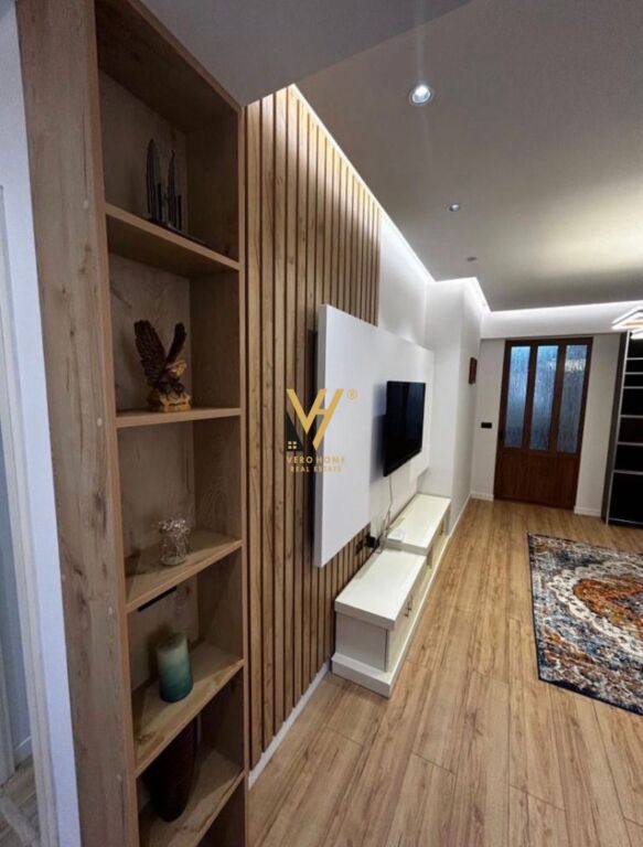 JEPET APARTAMENT 2+1+2 ME QIRA TE MYSLYM SHYRI 1.000 EURO