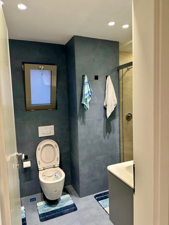 📣Apartment 2+1 for Rent with Parking 📍"Kuqe" School 🛣️ "Qemal Stafa" Street ✨