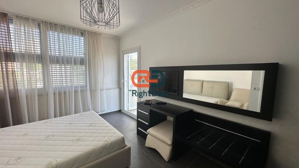 Tek Shkembi I Kavajes, Shitet Penthouse, I Investuar Totalisht Me Pamje Nga Deti!!