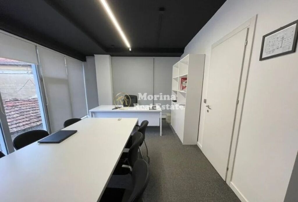 Qera | Ambjent Biznesi | Pazari i Ri | 1100 €/muaj