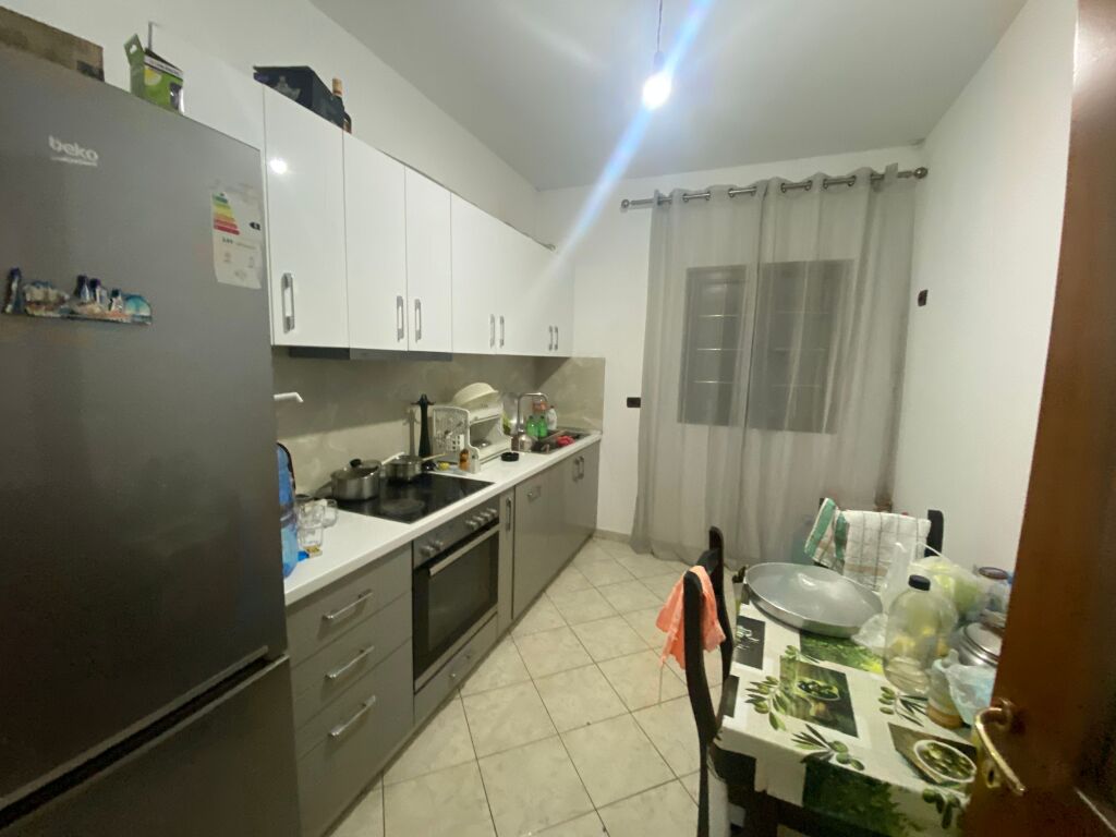 Apartament 2+1+2 per qira Misto Mame !