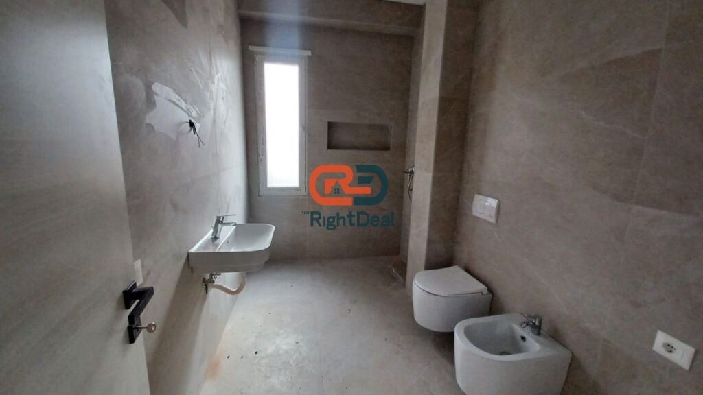 Tek Golden Hands Ne Paskuqan, Shitet Apartament 2+1, Me Orientim Perfekt!!!